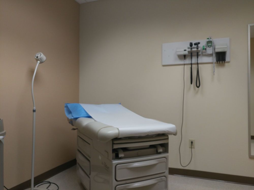The Christ Hospital Medical Center-Hyde Park Internists - child therapist in Cincinnati, OH