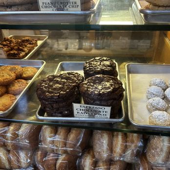 The Model Bakery - Fudge cookie - Bakeries Near Me - Napa, California