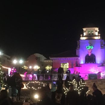 New Year's Eve Grape Drop - Waiting for the grapes to drop. - Festivals Near Me - Temecula, California