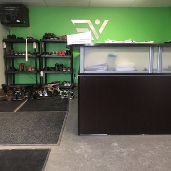 Evolve - Gyms Near Me - Edmonton, Alberta Evolve - Gyms Near Me - Edmonton, Alberta