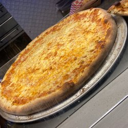 Lorenzo and Sons Pizza - Plain pizza