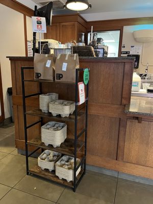 Peet's Coffee by null