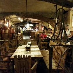 Restaurace Karel IV. - Nice friendly interior.