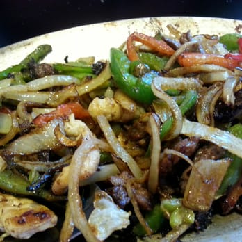 Charrito's House - Combo Fajitas - Mexican Near Me - Larkspur, Colorado