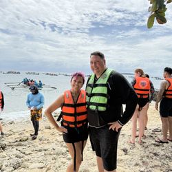 Rajah Travel Corporation - Swimming with Whale Sharks on Cebu