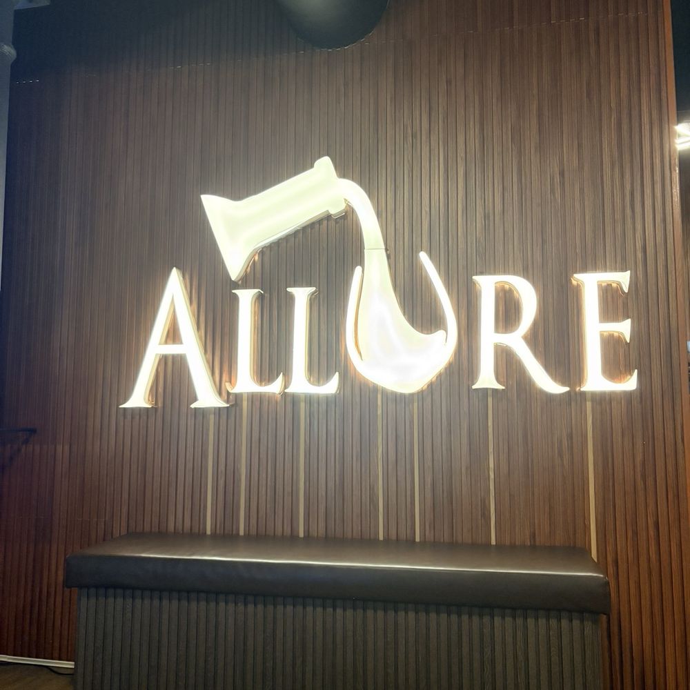 Allure Lounge - Another photo backdrop area - Restaurants Near Me - Orlando, Florida Allure Lounge - Another photo backdrop area - Restaurants Near Me - Orlando, Florida