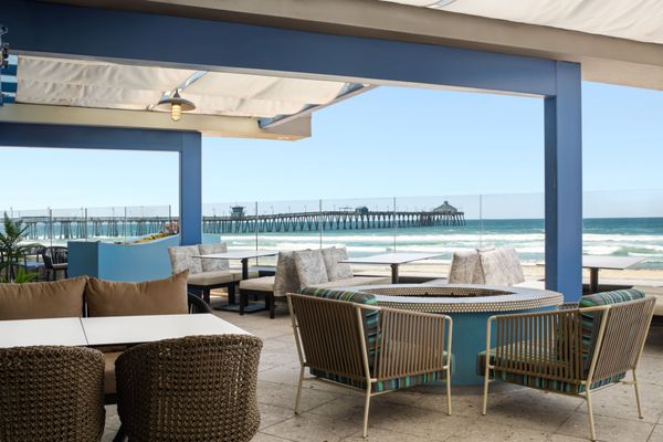 Pier South Resort, Autograph Collection by null