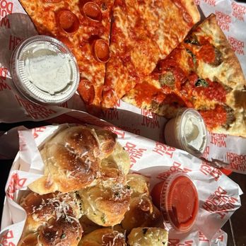 What Up Dough Pizza - Pizza wings and garlic knots - Pizza Near Me - Burbank, California