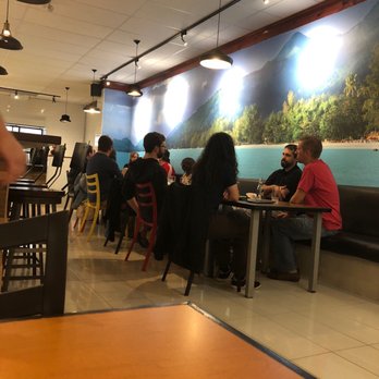 Marks Caribbean Kitchen - Dining room - Caribbean Near Me - Kitchener, Ontario
