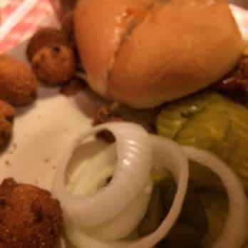 Mesquite Pit - Chop beef sandwich - Barbeque Near Me - Weatherford, Texas