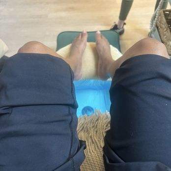 Sip and Polish Nail Bar - Nail Salons Near Me - Miami, Florida
