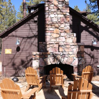Noon Lodge at Mallard Bay - Big Bear Lake, CA