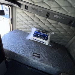 Dante's Furniture Depot - New Mattress & Pillows