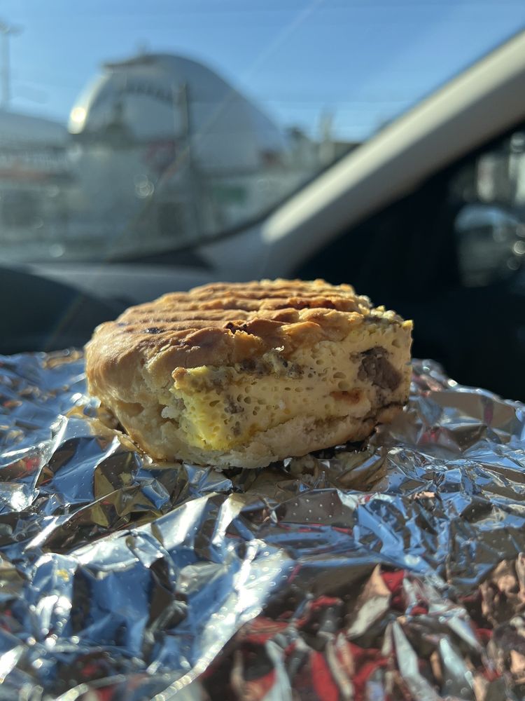 Honey's Coffee & Biscuits Logo