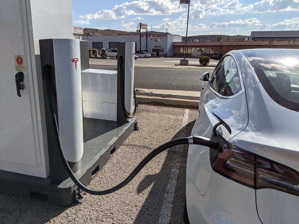 TESLA SUPERCHARGER KINGMAN Updated September 2024 27 Photos & 21