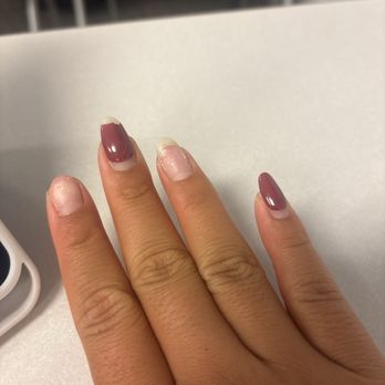 Kiara Nail Spa - Nail Salons Near Me - Evanston, Illinois