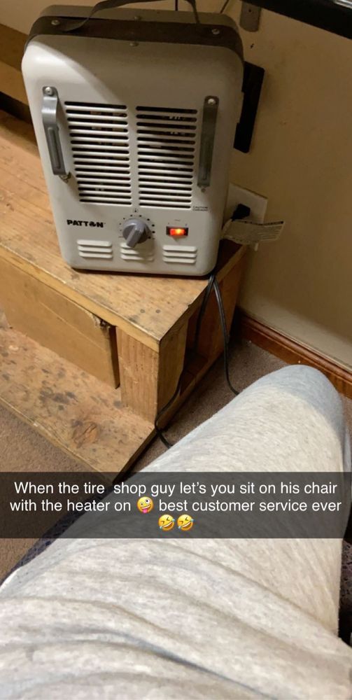 Jr's Tire Shop, Oak Hills Roadtrippers