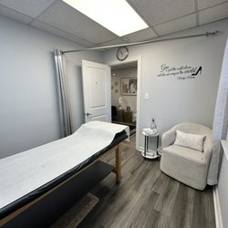 Hollywood Waxing Studio