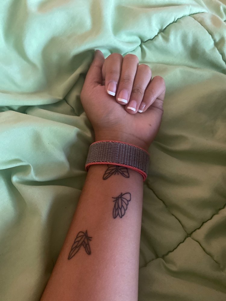 NAILS BY TOM 19 Photos & 20 Reviews 5323 Washington Memorial Hwy, Yorktown, Virginia