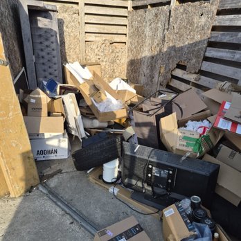 Wheel Away Junk - Junk Removal & Hauling Near Me - New Rome, Ohio Wheel Away Junk - Junk Removal & Hauling Near Me - New Rome, Ohio