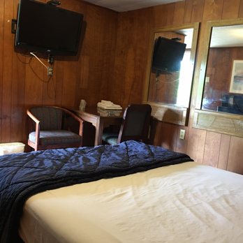 Huntingdon Inn Motel - Hotels Near Me - Irwin, Pennsylvania