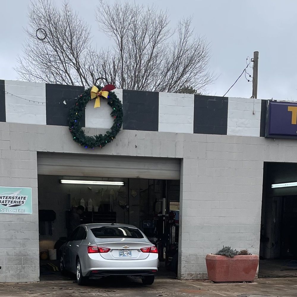 Harringtons Tire Center - Pulling car in - Tires Near Me - Choctaw, Oklahoma Harringtons Tire Center - Pulling car in - Tires Near Me - Choctaw, Oklahoma