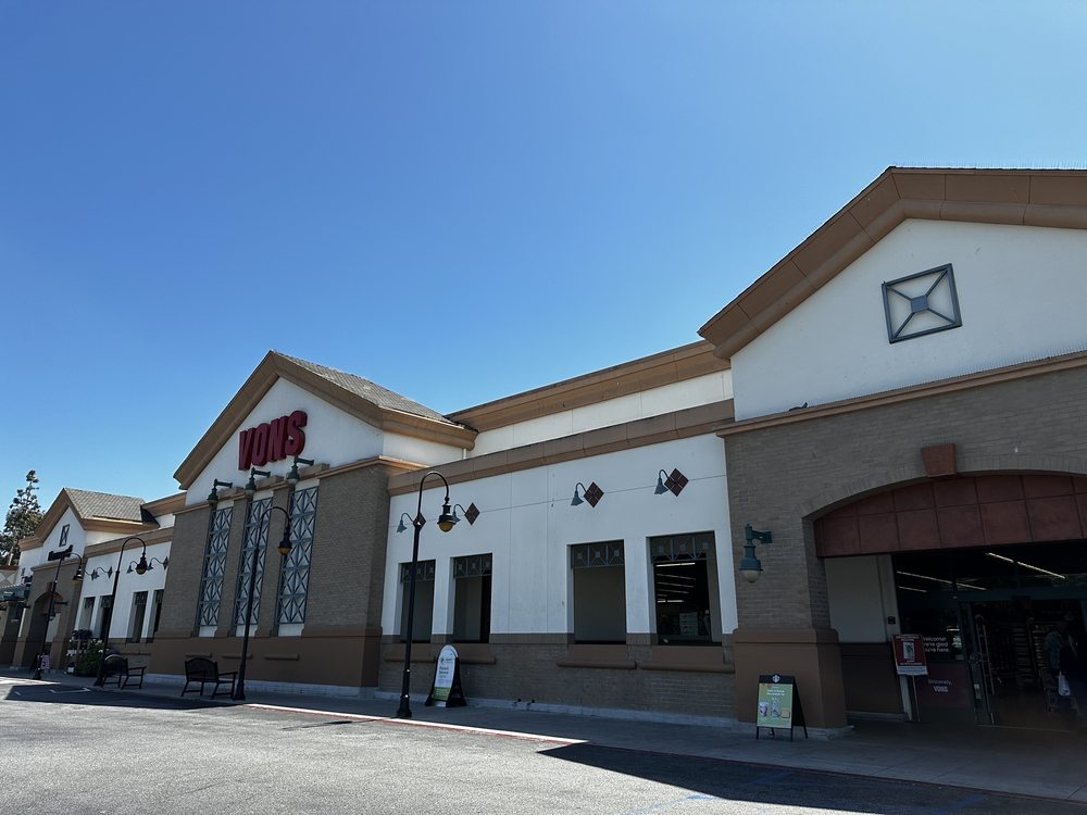 VONS Updated November 2024 136 Photos & 48 Reviews 6040 Telegraph