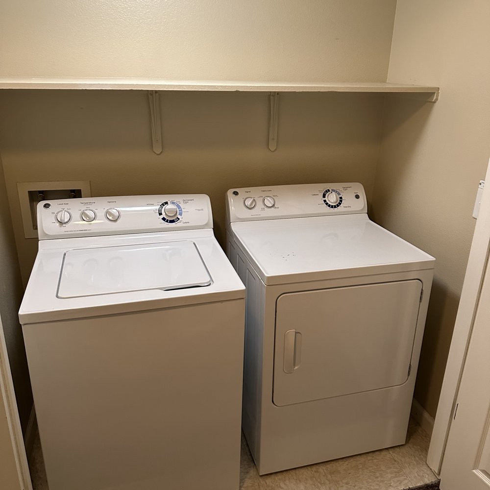 Greystone - Laundry cleaned - Apartments Near Me - Fresno, California Greystone - Laundry cleaned - Apartments Near Me - Fresno, California