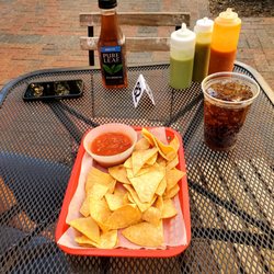 Maciel's Tortas & Tacos - Chips & Salsa