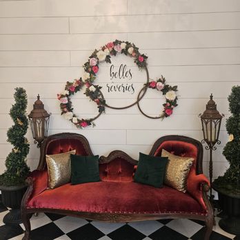 Nosh Dessert Parlour - Inside - Desserts Near Me - Mooresville, Indiana