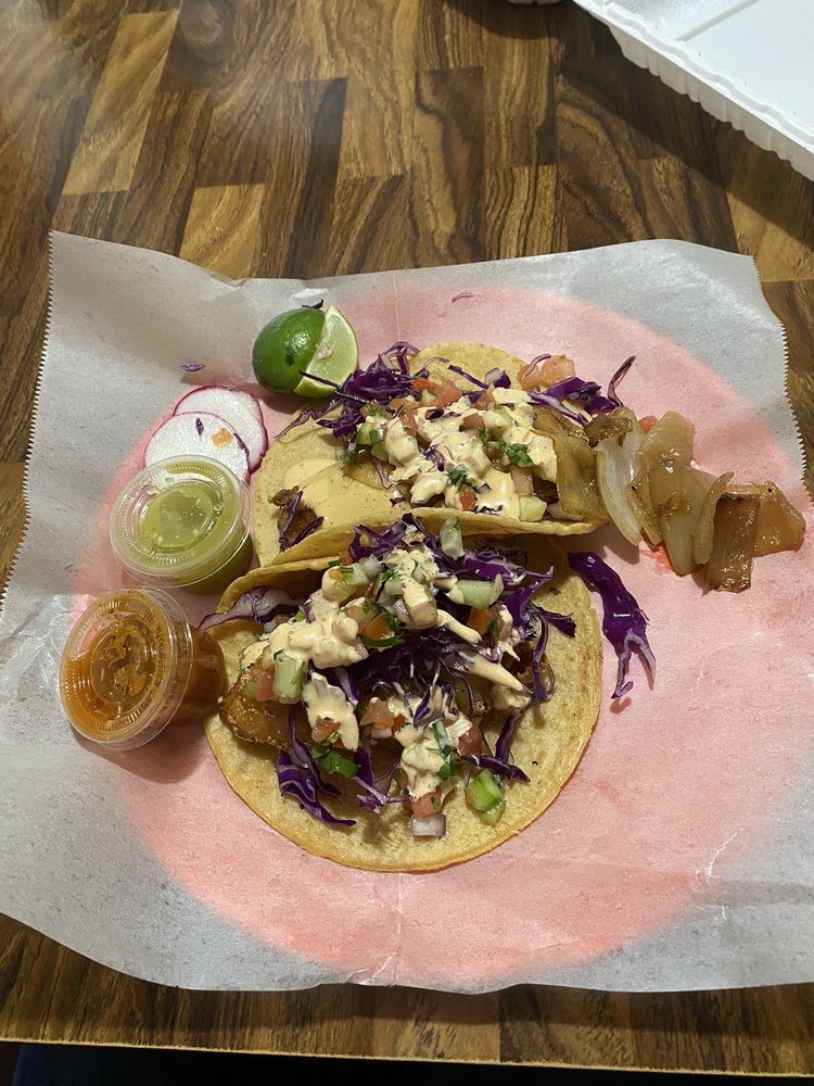 Ceviche Bar Los Mareados Harvard — Mexican restaurant in Hemet