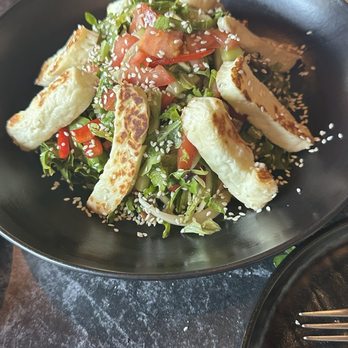 Avaspi - Halloumi salad - Salad Near Me - Chicago, Illinois