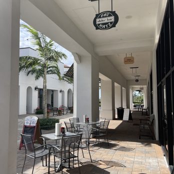Fat Katz Slider Bar - Outside - Burgers Near Me - Fort Myers, Florida Fat Katz Slider Bar - Outside - Burgers Near Me - Fort Myers, Florida