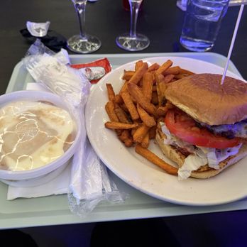 Delilah's Everyday Soul - Peachtree - Smash burger, sweet potato fries and banana pudding - Soul Food Near Me - Atlanta, Georgia Delilah's Everyday Soul - Peachtree - Smash burger, sweet potato fries and banana pudding - Soul Food Near Me - Atlanta, Georgia