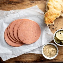 Hickory Nut Gap Farm - Fresh homemade breads, farm prepared lunch meats, local condiments.