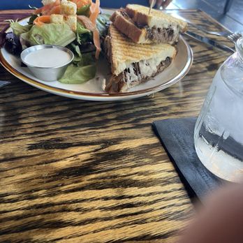 Flights & Irons Urban Kitchen - Short Rib Grilled Cheese - New American Near Me - San Clemente, California Flights & Irons Urban Kitchen - Short Rib Grilled Cheese - New American Near Me - San Clemente, California