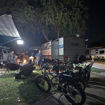 Flying Flags RV Resort & Campground - So our light is bright but the campground light is as bright as what we had! Ridiculous and waste of money smh - RV Parks Near Me - Buellton, California
