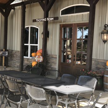 Enoch's Stomp Vineyard & Winery - New American Near Me - Harleton, Texas Enoch's Stomp Vineyard & Winery - New American Near Me - Harleton, Texas