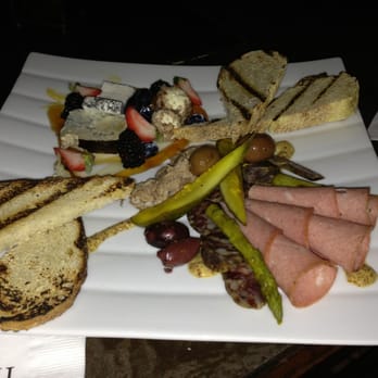 The Driskill Bar - Lounges Near Me - Austin, Texas The Driskill Bar - Lounges Near Me - Austin, Texas