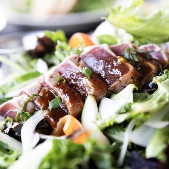 Pounders Restaurant - Seared Ahi Salad - Pizza Near Me - Laie, Hawaii