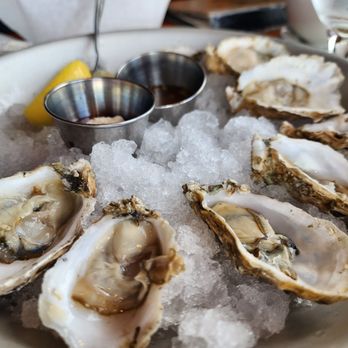 Ivar's Fish Bar - Oysters - Seafood Near Me - Mukilteo, Washington