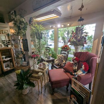 Antique Rose Florist - Florists Near Me - Henderson, Nevada