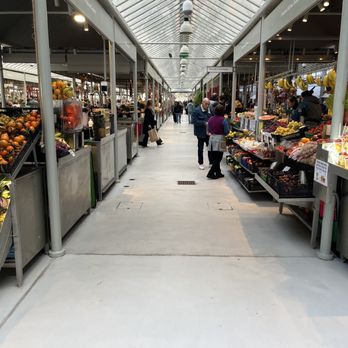 Mercado do Bolhão - Public Markets Near Me - Porto, 13 Mercado do Bolhão - Public Markets Near Me - Porto, 13