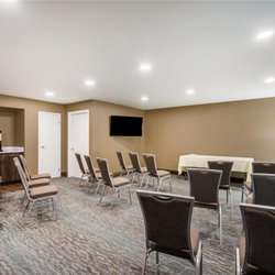 Hampton Inn Dover - Meeting Room