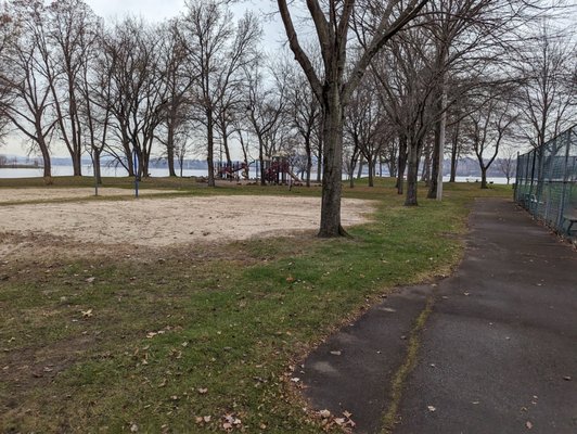 Pete and Toshi Seeger Riverfront Park by null