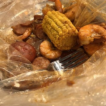 Mr & Mrs Crab - Sausage (1/2 Lb) Shrimp (1/2 Lb) - Seafood Near Me - Tampa, Florida Mr & Mrs Crab - Sausage (1/2 Lb) Shrimp (1/2 Lb) - Seafood Near Me - Tampa, Florida