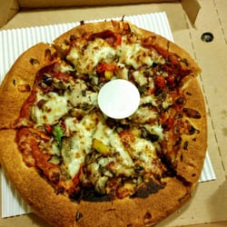 Pizza Hut - Chicken Supreme Pizza Pan Style: Normal 9,40€