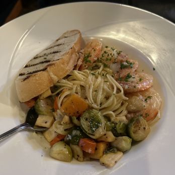 Karline's Restaurant - Shrimp Scampi - Bars Near Me - Redding, California Karline's Restaurant - Shrimp Scampi - Bars Near Me - Redding, California