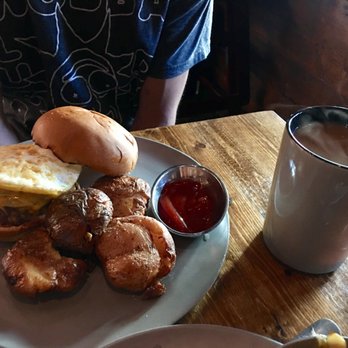 Scratch Kitchen - BC burger seasoned perfectly with a nice egg topping, and to top it off a delicious bun - Breakfast & Brunch Near Me - Honolulu, Hawaii