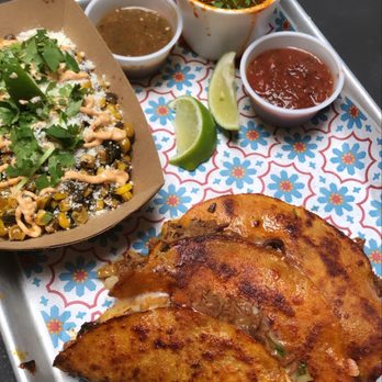 Muchachas - Queso Birra Tacos, & Street Corn - Mexican Near Me - Tampa, Florida